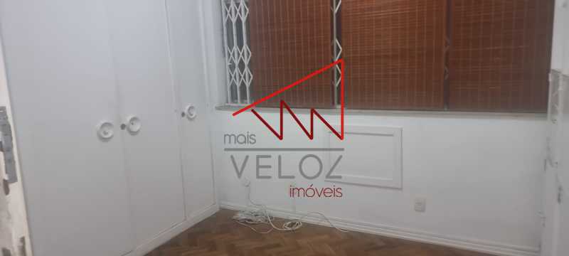 Apartamento à venda com 3 quartos, 83m² - Foto 4