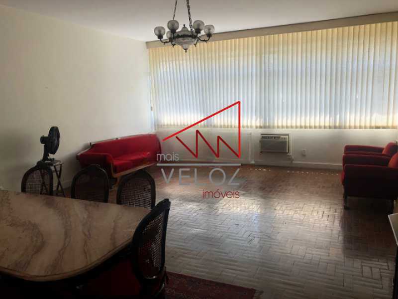 Apartamento à venda com 3 quartos, 126m² - Foto 2