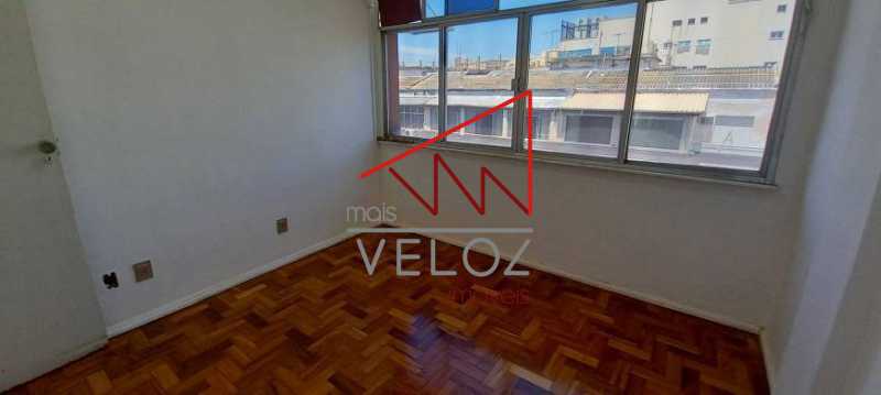 Apartamento à venda com 2 quartos, 61m² - Foto 1