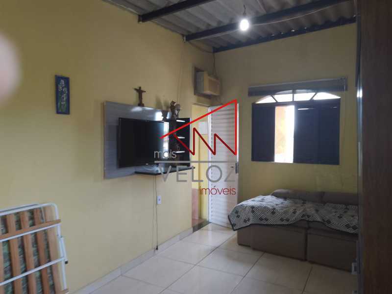 Casa à venda com 3 quartos, 108m² - Foto 9