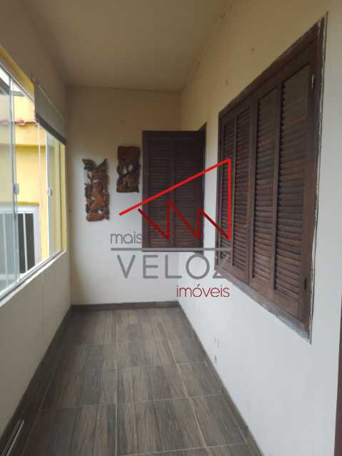 Casa à venda com 3 quartos, 108m² - Foto 6