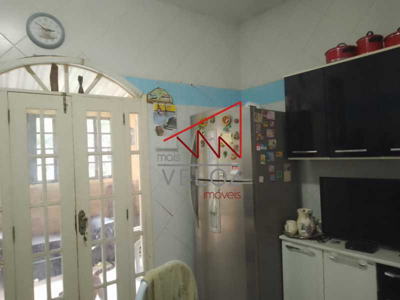 Casa à venda com 3 quartos, 108m² - Foto 18