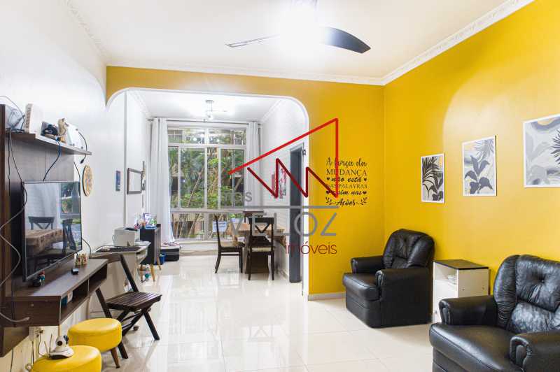 Apartamento à venda com 3 quartos, 96m² - Foto 1