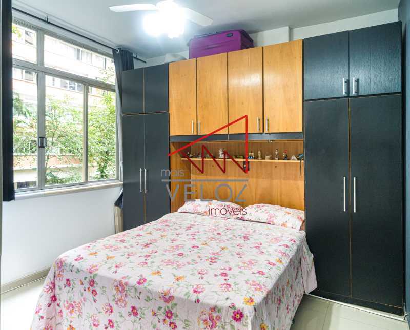 Apartamento à venda com 3 quartos, 96m² - Foto 8