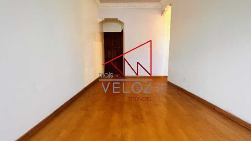 Apartamento à venda com 2 quartos, 56m² - Foto 2