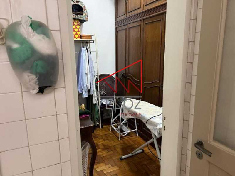 Apartamento à venda com 4 quartos, 357m² - Foto 9