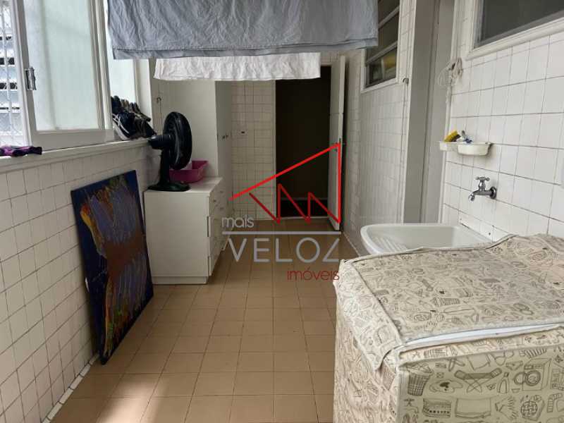 Apartamento à venda com 4 quartos, 357m² - Foto 11