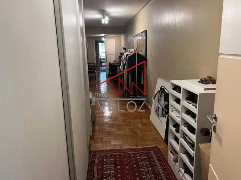 Apartamento à venda com 4 quartos, 357m² - Foto 27