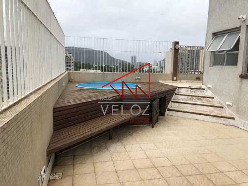 Cobertura à venda com 3 quartos, 200m² - Foto 1