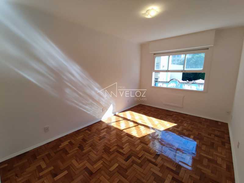 Apartamento à venda com 3 quartos, 110m² - Foto 8