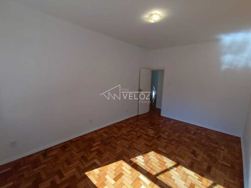 Apartamento à venda com 3 quartos, 110m² - Foto 10