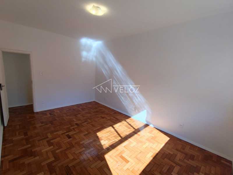 Apartamento à venda com 3 quartos, 110m² - Foto 11