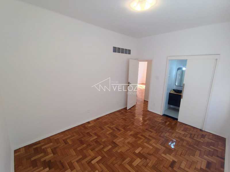 Apartamento à venda com 3 quartos, 110m² - Foto 12