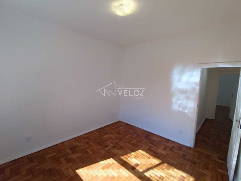 Apartamento à venda com 3 quartos, 110m² - Foto 18