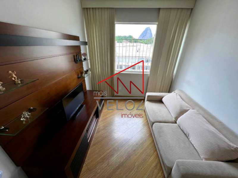 Apartamento à venda com 3 quartos, 90m² - Foto 1