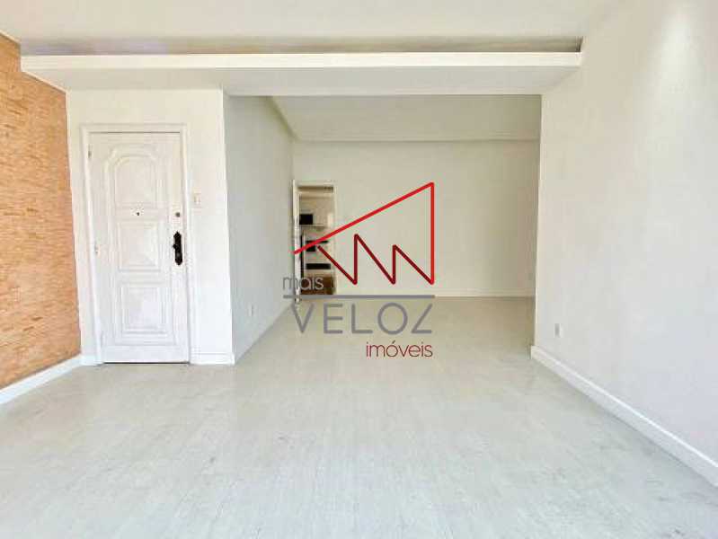 Apartamento à venda com 3 quartos, 175m² - Foto 5