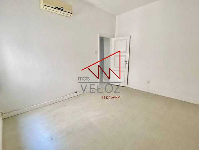 Apartamento à venda com 3 quartos, 175m² - Foto 13