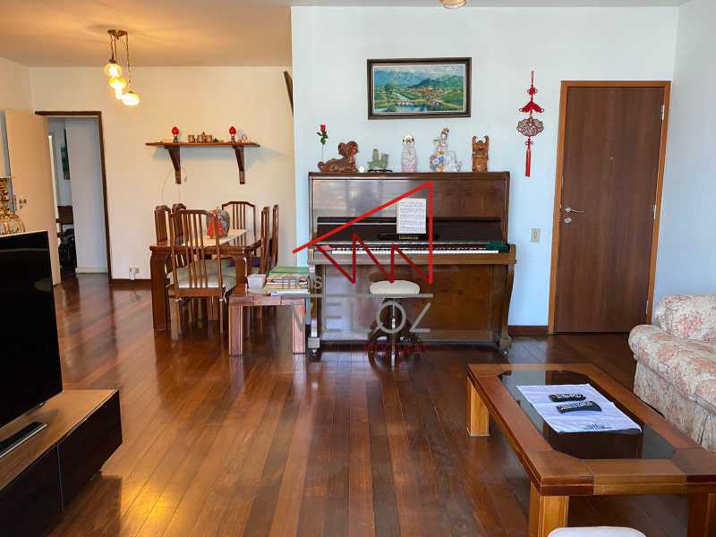 Apartamento à venda com 4 quartos, 160m² - Foto 4