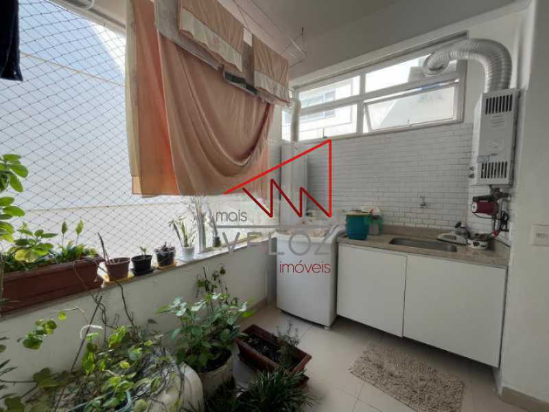 Apartamento à venda com 4 quartos, 200m² - Foto 5