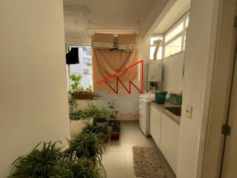 Apartamento à venda com 4 quartos, 200m² - Foto 10