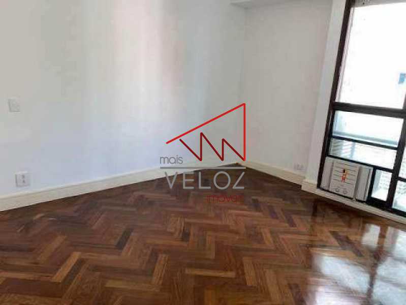 Apartamento à venda com 4 quartos, 250m² - Foto 9