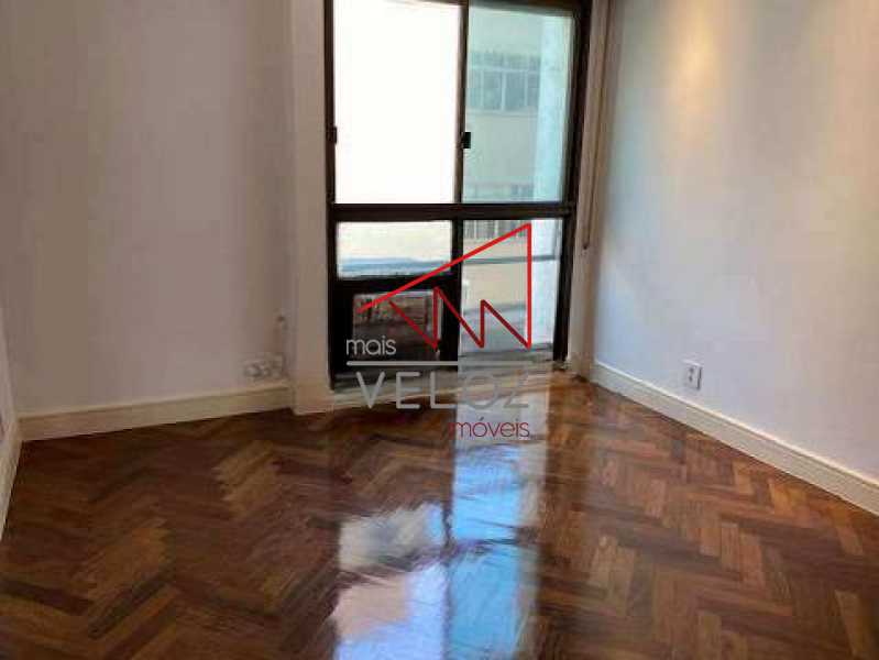 Apartamento à venda com 4 quartos, 250m² - Foto 15