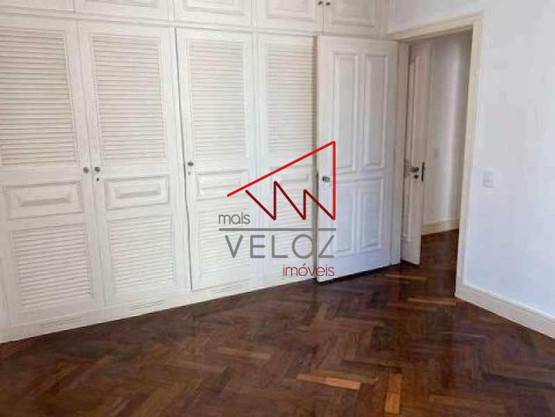 Apartamento à venda com 4 quartos, 250m² - Foto 18