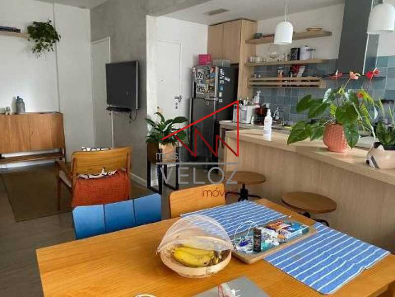 Apartamento à venda com 2 quartos, 60m² - Foto 15