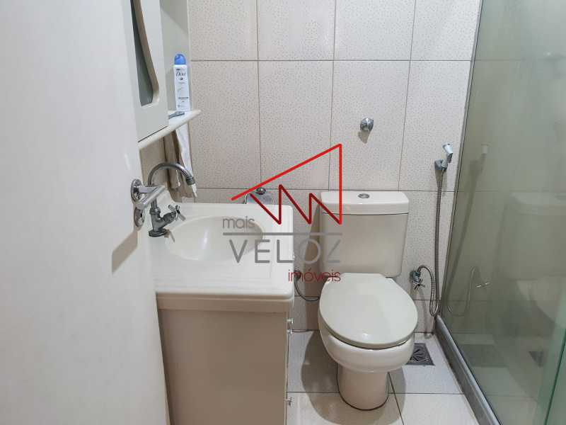 Apartamento à venda com 2 quartos, 67m² - Foto 6