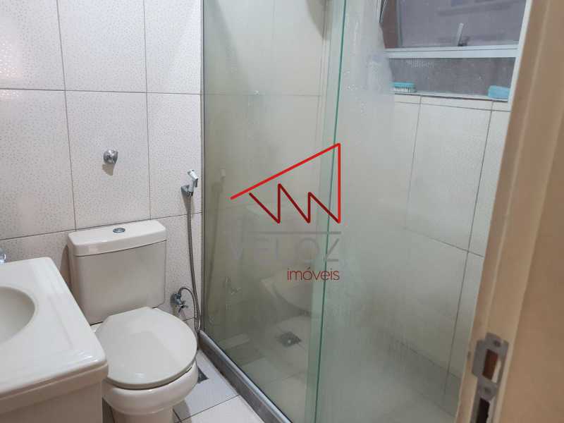 Apartamento à venda com 2 quartos, 67m² - Foto 8