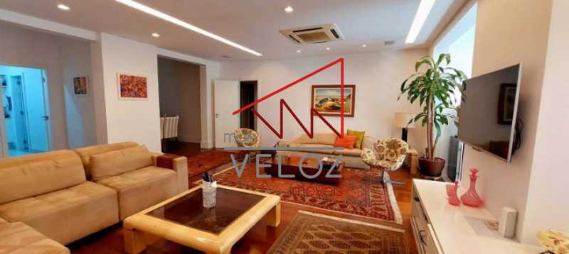 Apartamento à venda com 3 quartos, 213m² - Foto 5