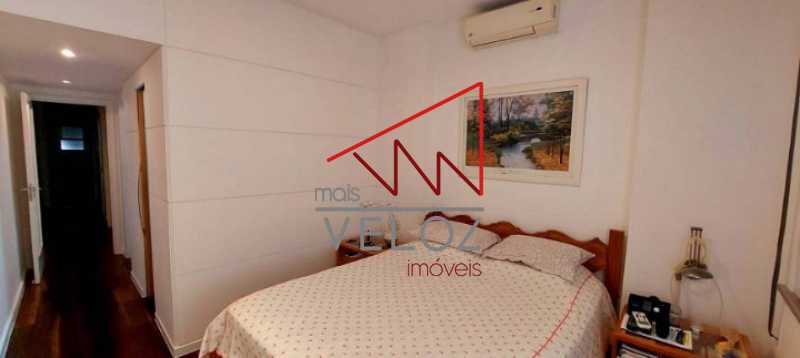 Apartamento à venda com 3 quartos, 213m² - Foto 10