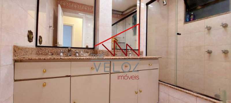 Apartamento à venda com 3 quartos, 213m² - Foto 20