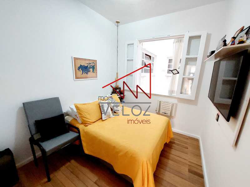 Apartamento à venda com 3 quartos, 80m² - Foto 13