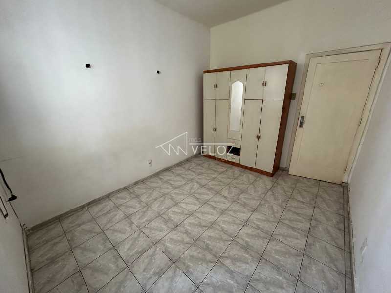 Apartamento à venda com 2 quartos, 70m² - Foto 8