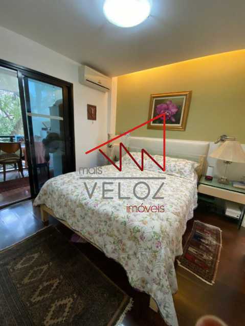 Apartamento à venda com 3 quartos, 137m² - Foto 8