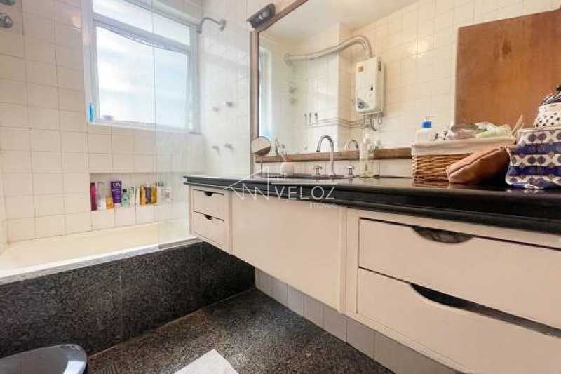 Apartamento à venda com 2 quartos, 74m² - Foto 9