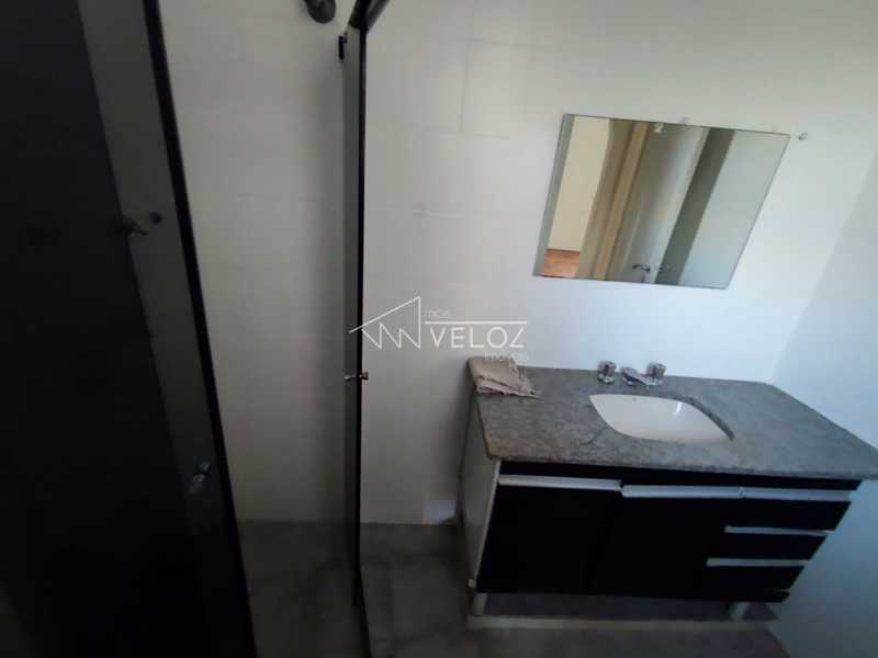 Apartamento à venda com 2 quartos, 80m² - Foto 25