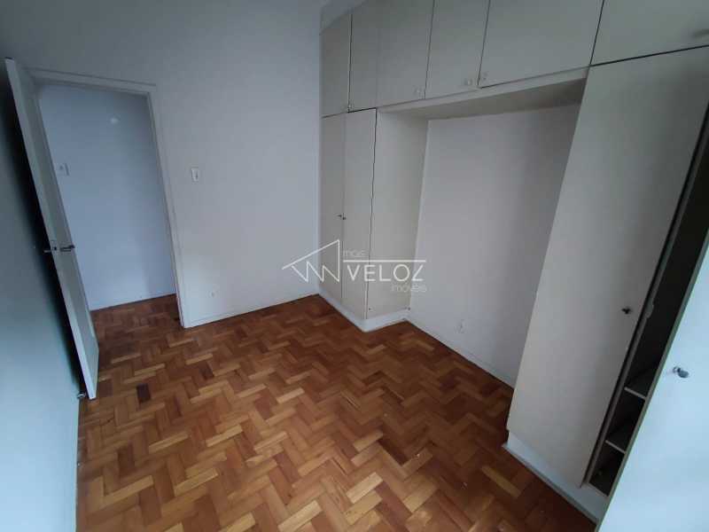 Apartamento à venda com 2 quartos, 80m² - Foto 10