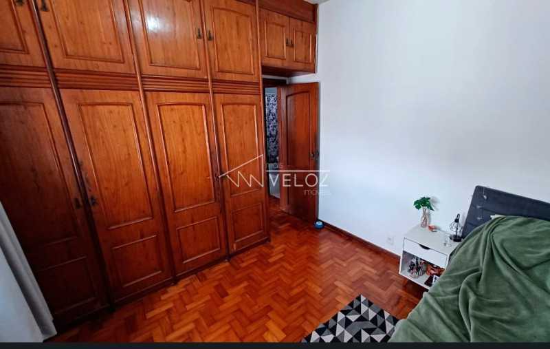 Apartamento à venda com 2 quartos, 100m² - Foto 4