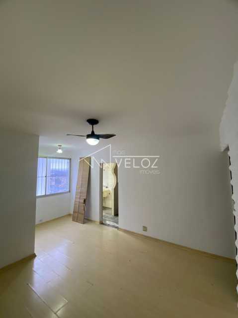 Apartamento à venda com 2 quartos, 72m² - Foto 7