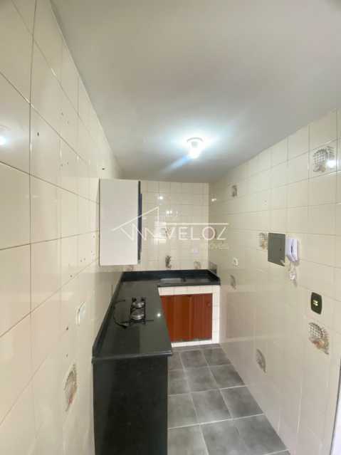 Apartamento à venda com 2 quartos, 72m² - Foto 12