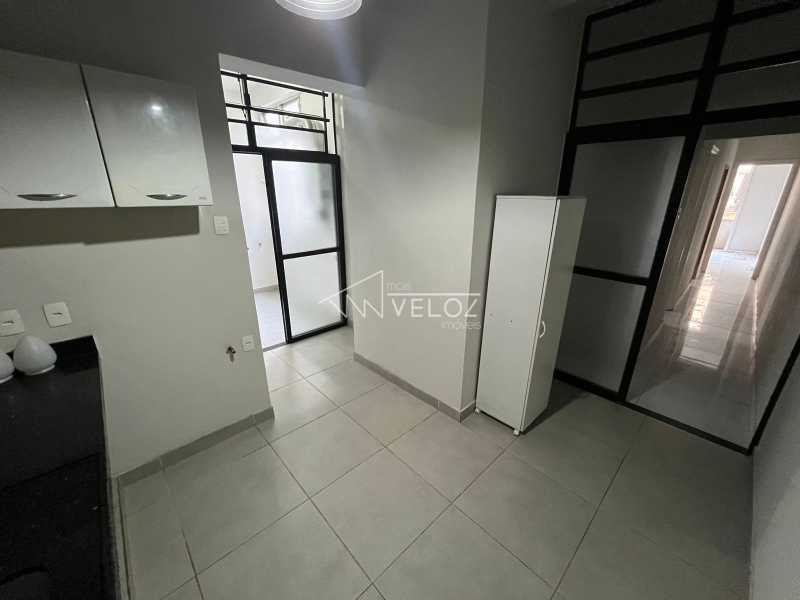 Cobertura à venda com 2 quartos, 155m² - Foto 9