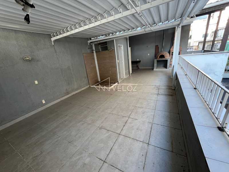 Cobertura à venda com 2 quartos, 155m² - Foto 16