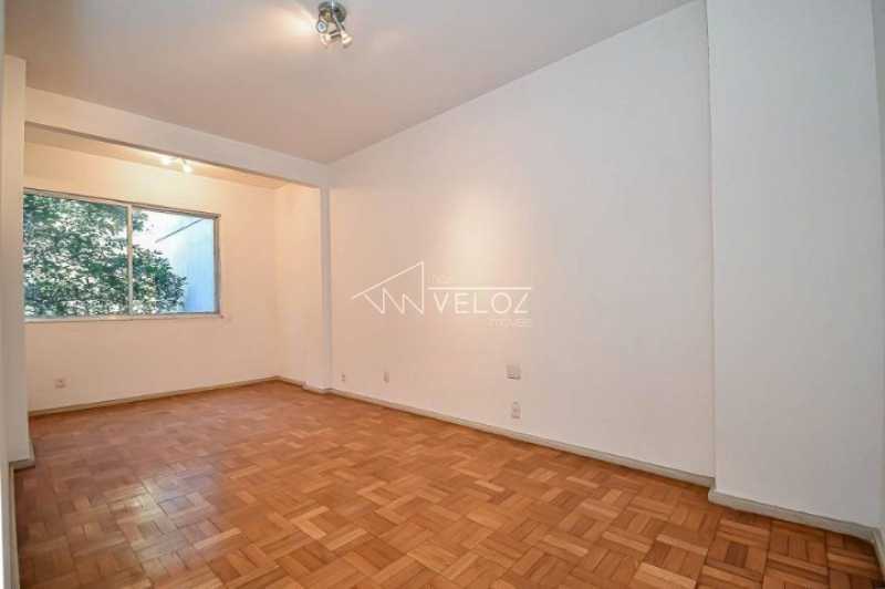 Apartamento à venda com 3 quartos, 200m² - Foto 13