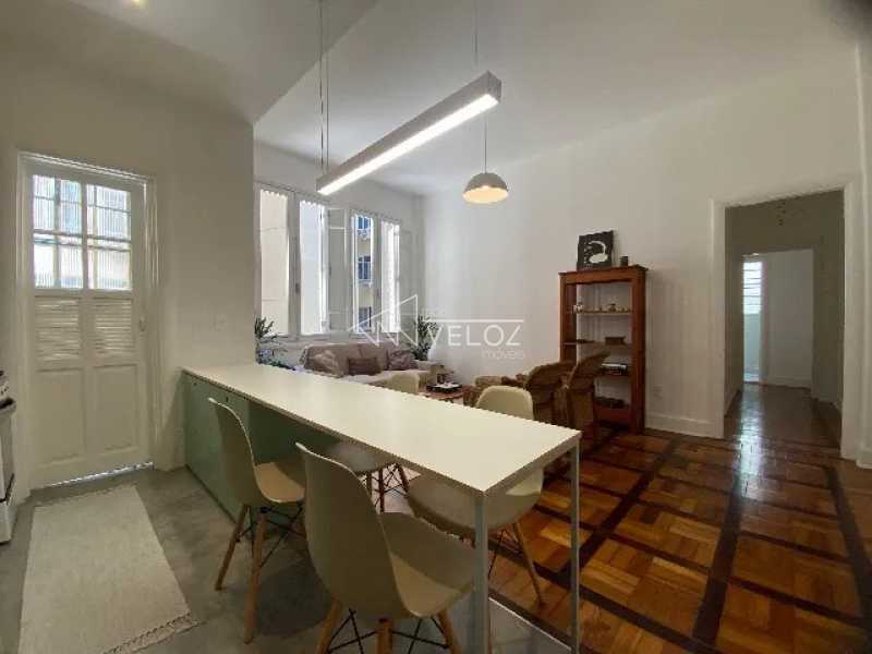 Apartamento à venda com 2 quartos, 67m² - Foto 6