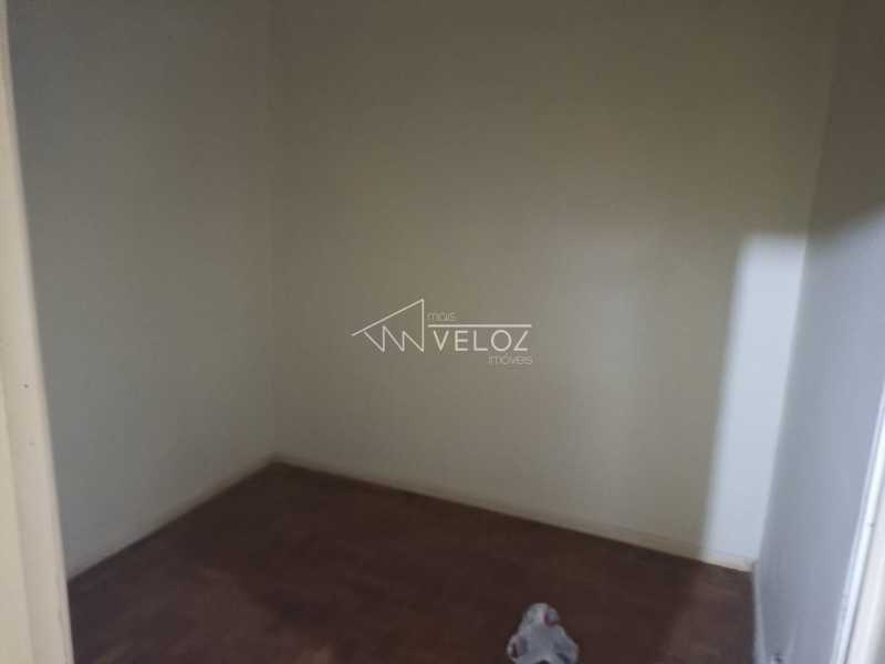 Apartamento à venda com 1 quarto, 32m² - Foto 11