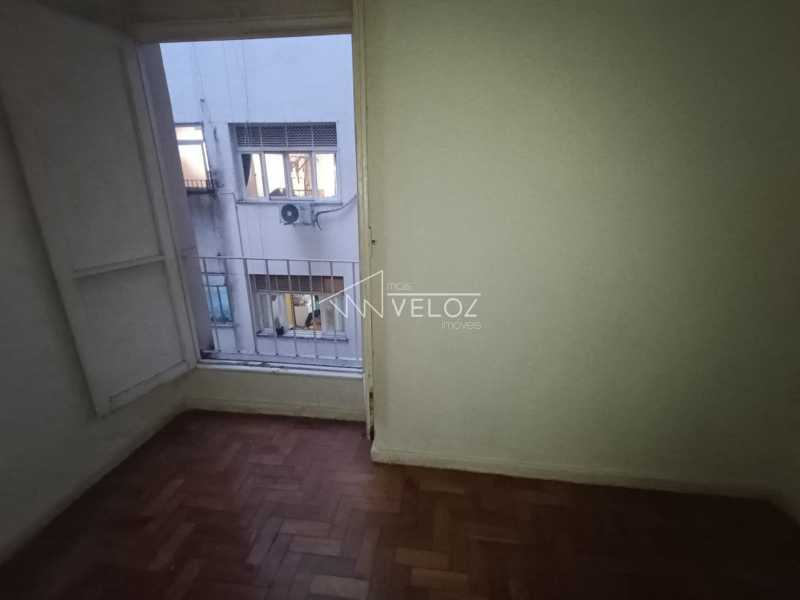 Apartamento à venda com 1 quarto, 32m² - Foto 9