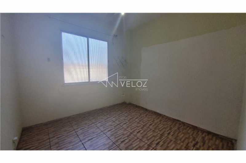 Apartamento à venda com 2 quartos, 64m² - Foto 5