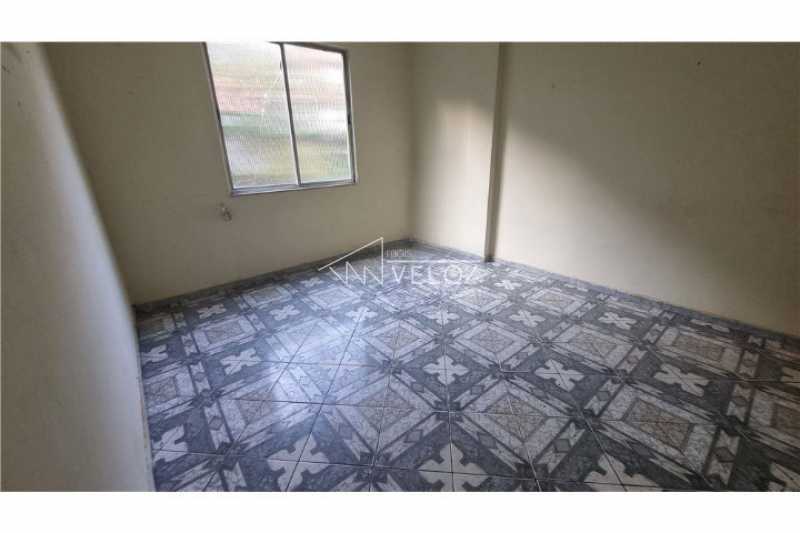 Apartamento à venda com 2 quartos, 64m² - Foto 2